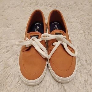 NWT Sperry Crest Canvas Boat Shoes